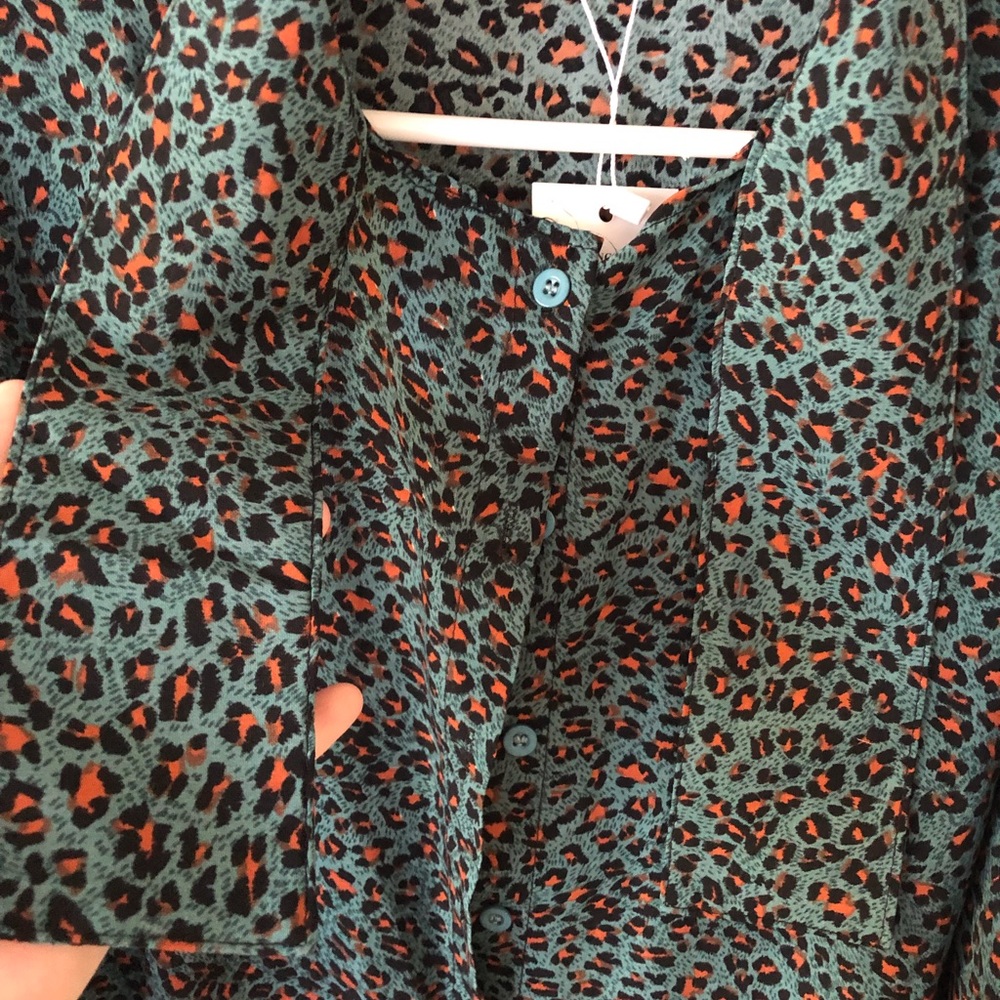 Shirt - Picture 4 of 5